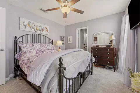 Bedroom - 1624 Dodd Trl, Murfreesboro, TN 37128 photo 2 of 5