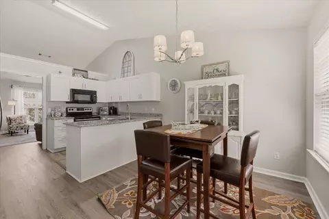 Dining - 1624 Dodd Trl, Murfreesboro, TN 37128 photo 2 of 3
