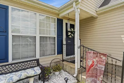 Exterior - 1624 Dodd Trl, Murfreesboro, TN 37128 photo 4 of 8