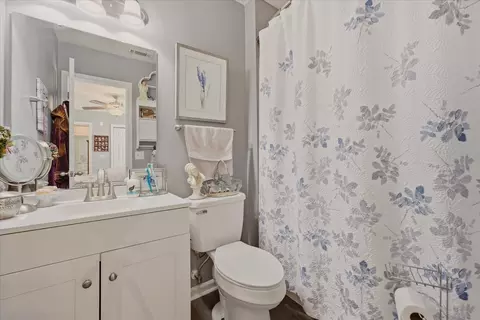 Bath - 1624 Dodd Trl, Murfreesboro, TN 37128 photo 1 of 3