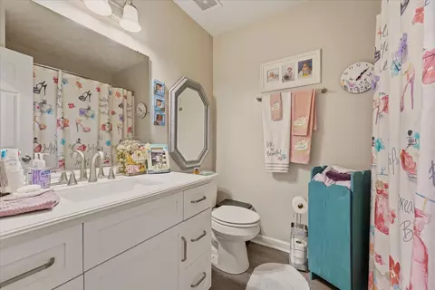 Bath - 1624 Dodd Trl, Murfreesboro, TN 37128 photo 3 of 3