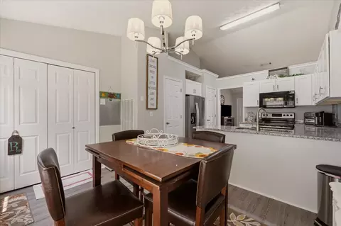 Dining - 1624 Dodd Trl, Murfreesboro, TN 37128 photo 3 of 3