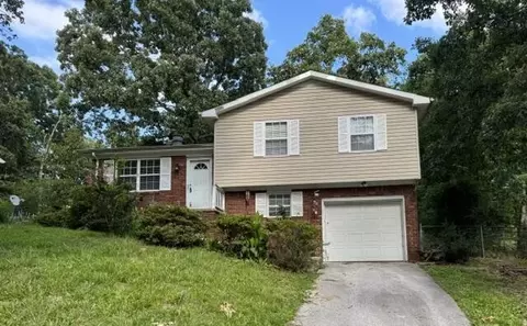 2974 E Freedom Cir, Ooltewah, TN 37363