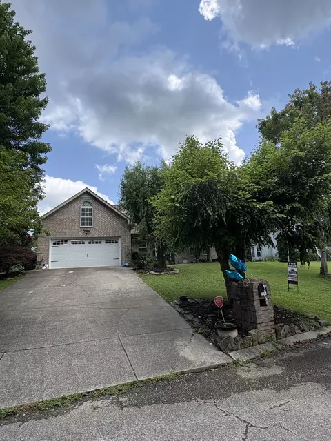 7604 Aubrey Ridge Ct, Fairview, TN 37062