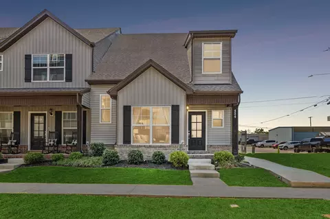 434 Rick Mccormick Dr, La Vergne, TN 37086