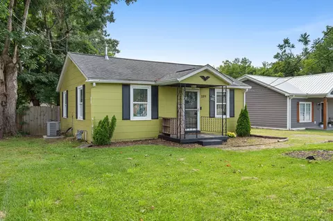 109 Tyree Springs Rd, White House, TN 37188