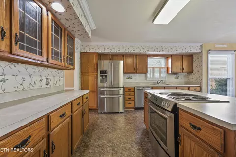 7601 Holcombridge Blvd, Powell, TN 37849 photo 6