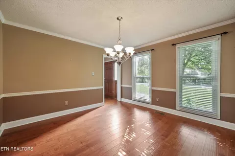 7601 Holcombridge Blvd, Powell, TN 37849 photo 5