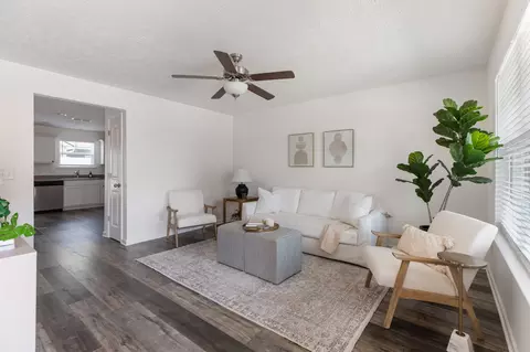 Living - 2353 Date Dr, Murfreesboro, TN 37130 photo 1 of 3