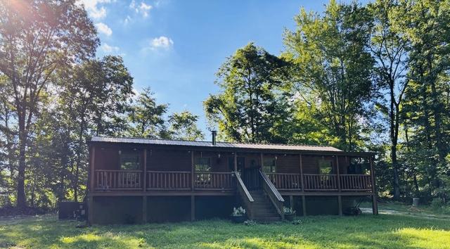 1424 Poplar Ridge Ln, Chapmansboro, TN 37035