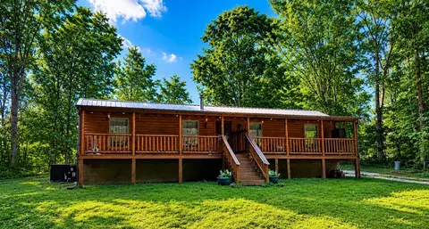 1424 Poplar Ridge Ln, Chapmansboro, TN 37035