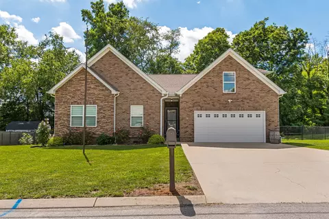 136 Timberland Dr, Columbia, TN 38401