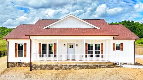 212 Splendor Way, Parrottsville, TN 37843