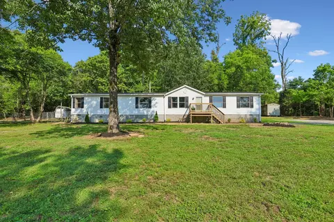 21 Vantrease Rd, Brush Creek, TN 38547