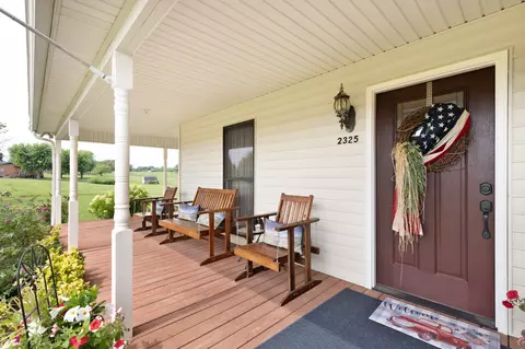 Exterior - 2325 Old Well Rd, Morrison, TN 37357 photo 5 of 13