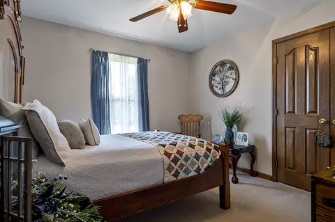 Bedroom - 2325 Old Well Rd, Morrison, TN 37357 photo 1 of 6