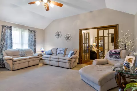 Living - 2325 Old Well Rd, Morrison, TN 37357 photo 1 of 2