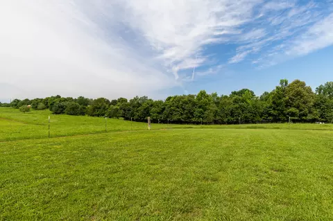 Exterior - 2325 Old Well Rd, Morrison, TN 37357 photo 13 of 13