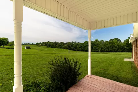 Exterior - 2325 Old Well Rd, Morrison, TN 37357 photo 6 of 13