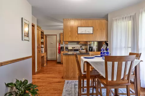 Dining - 2325 Old Well Rd, Morrison, TN 37357 photo 1 of 2