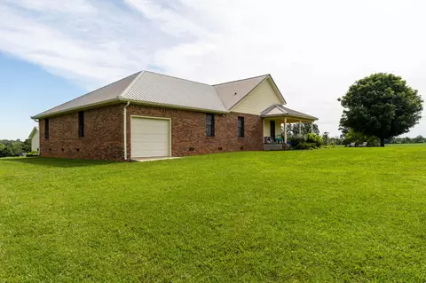 Exterior - 2325 Old Well Rd, Morrison, TN 37357 photo 10 of 13