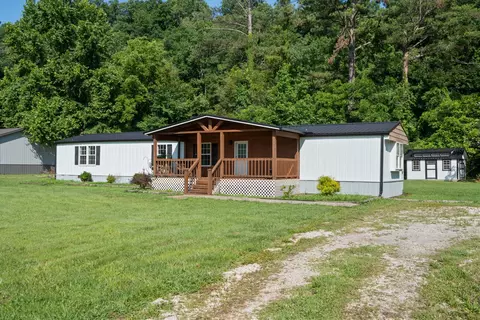 Exterior - 474 Duncan Rd, Centerville, TN 37033 photo 3 of 10