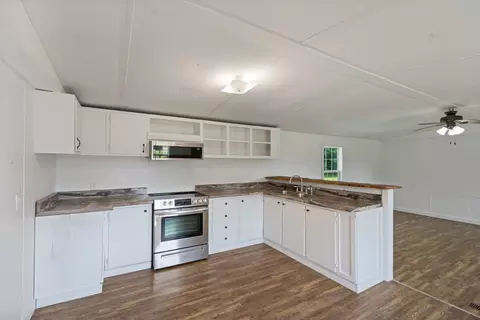 Kitchen - 474 Duncan Rd, Centerville, TN 37033 photo 1 of 1
