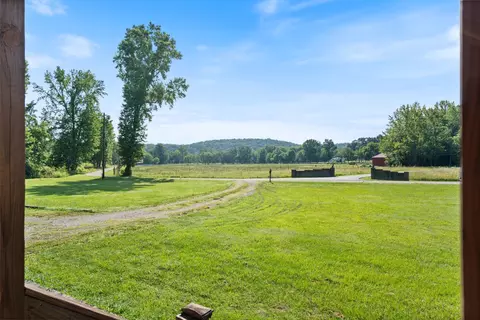 Exterior - 474 Duncan Rd, Centerville, TN 37033 photo 9 of 10
