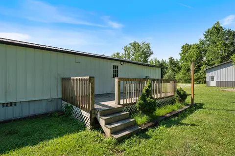Exterior - 474 Duncan Rd, Centerville, TN 37033 photo 5 of 10