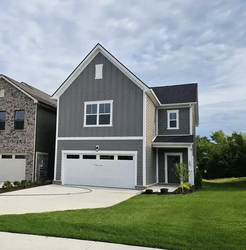 557 Twyla Dr, Lebanon, TN 37087