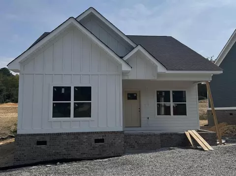 997 Mccann Dr SE, Cleveland, TN 37311