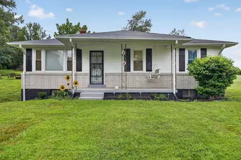 205 Williams Rd, Westmoreland, TN 37186