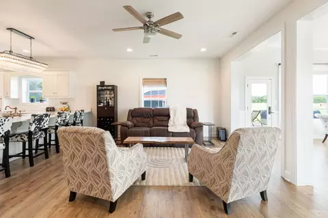 Living - 5303 Eagleville Pike, Eagleville, TN 37060 photo 4 of 5