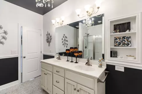 Bath - 5303 Eagleville Pike, Eagleville, TN 37060 photo 5 of 11