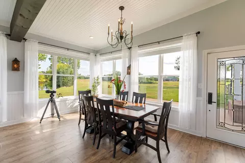 Dining - 5303 Eagleville Pike, Eagleville, TN 37060 photo 2 of 3