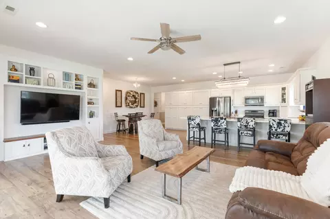 Living - 5303 Eagleville Pike, Eagleville, TN 37060 photo 1 of 5