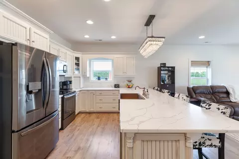 Kitchen - 5303 Eagleville Pike, Eagleville, TN 37060 photo 2 of 6