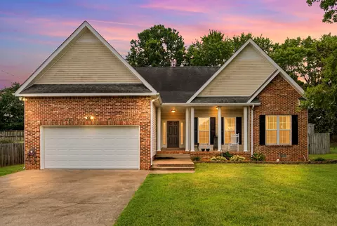 3116 Buckshot Dr, Clarksville, TN 37043
