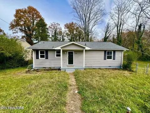 120 Audubon Rd, Oak Ridge, TN 37830