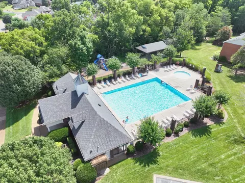 456 Old Towne Dr, Brentwood, TN 37027