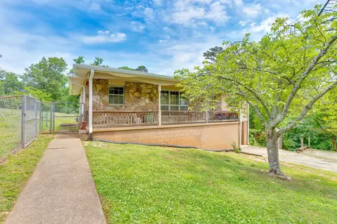 207 Regal Dr, Chattanooga, TN 37415