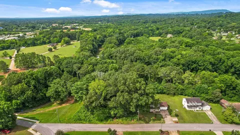 4000 Creekwood Terrace Ln, Chattanooga, TN 37421