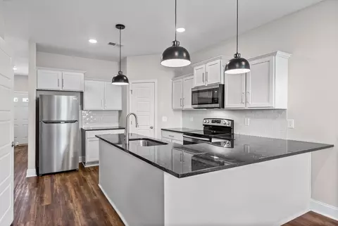 224 Drayton Dr #G, Clarksville, TN 37042