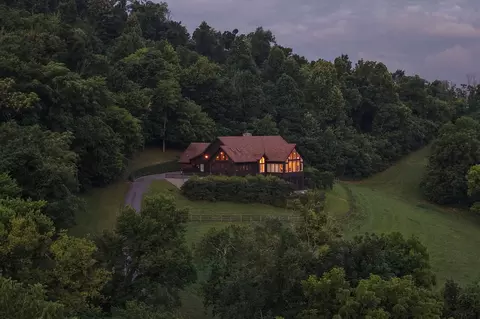 391 Bluestocking Hollow Rd, Shelbyville, TN 37160