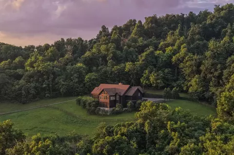 391 Bluestocking Hollow Rd, Shelbyville, TN 37160