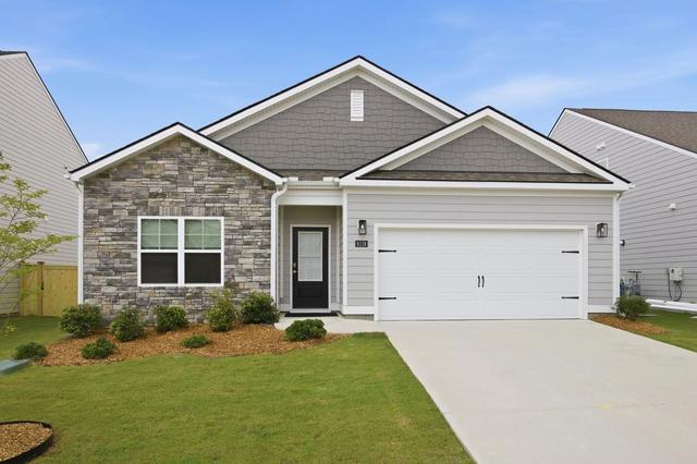 8119 Watercolour Ln, Ooltewah, TN 37363