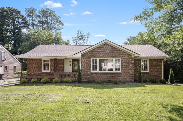 922 Mckellar Dr, Tullahoma, TN 37388