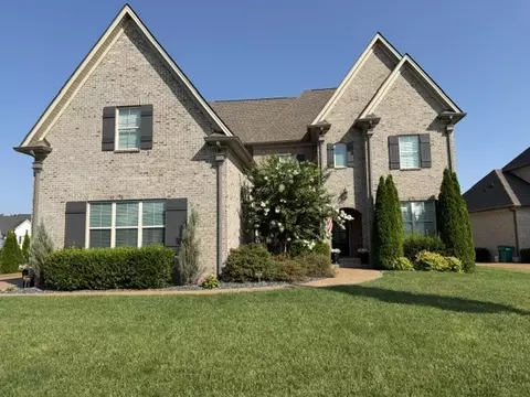6028 Trout Ln, Spring Hill, TN 37174