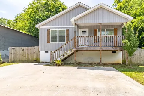 619 Cascade Dr, Dalton, GA 30720