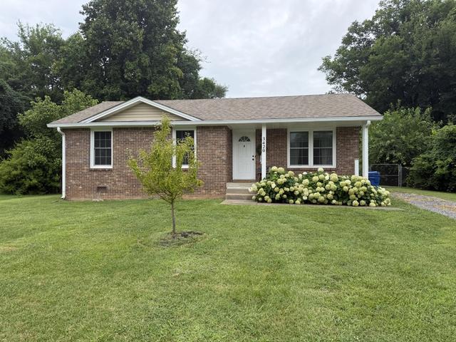 3420 Albert Dr, Clarksville, TN 37042